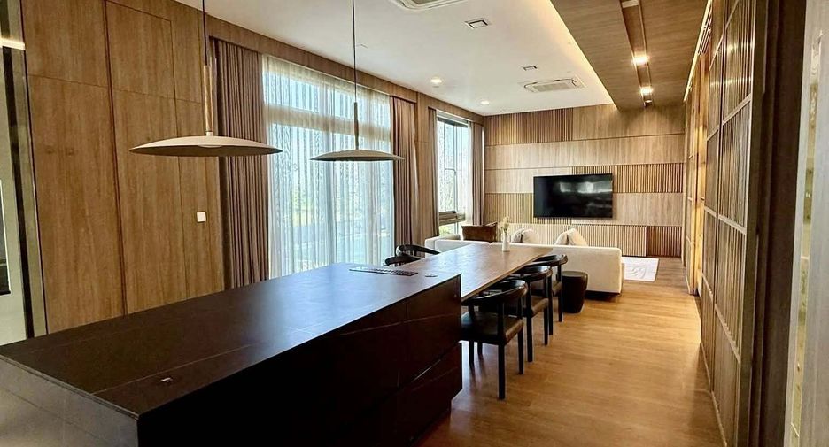 Haus zur Miete mit 4 Zimmer in Saphan Sung, Bangkok