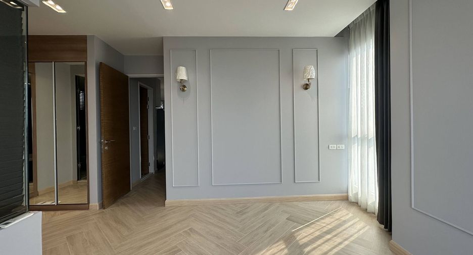 For rent 2 bedrooms condo in Phaya Thai, Bangkok