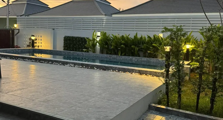For rent 3 bedrooms villa in Hua Hin, Prachuap Khiri Khan