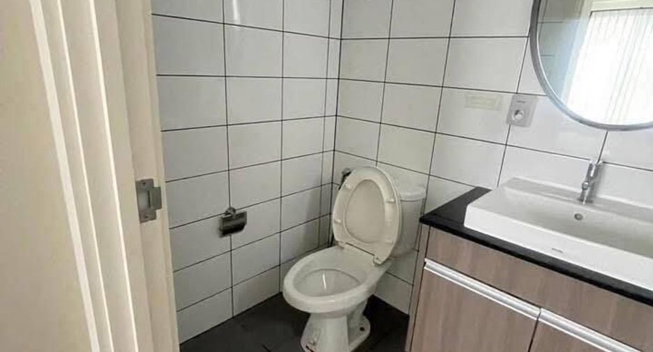 For sale and for rent 1 bed condo in Huai Khwang, Bangkok