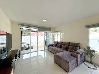 Casa en alquiler de 3 habitaciones en Bang Lamung, Chonburi