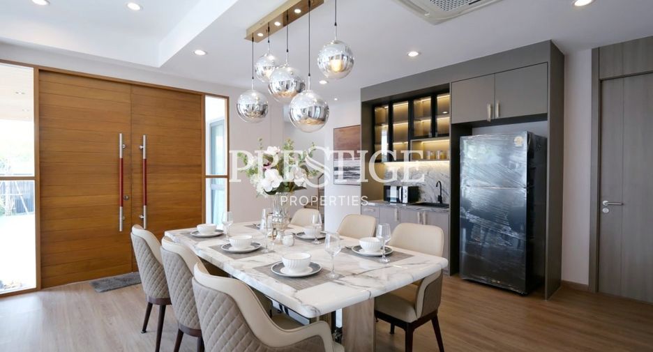 For sale 4 ベッドルーム house in Bang Lamung, Chonburi