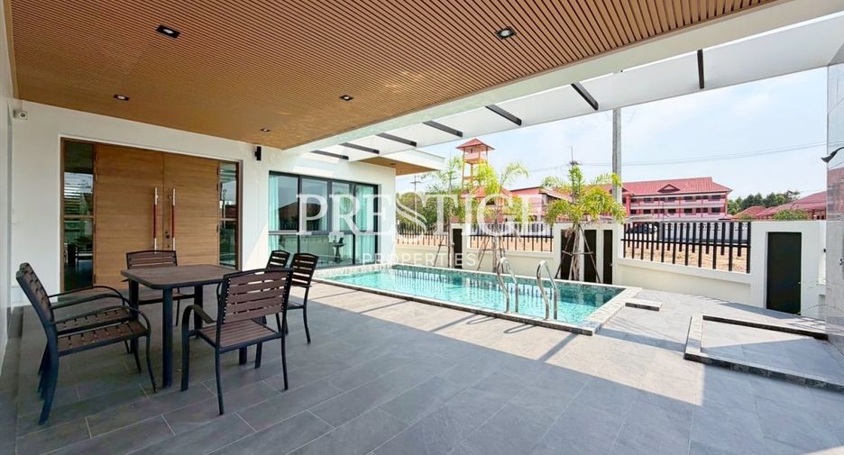For sale 4 ベッドルーム house in Bang Lamung, Chonburi