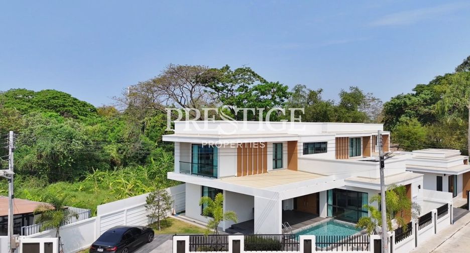 For sale 4 ベッドルーム house in Bang Lamung, Chonburi