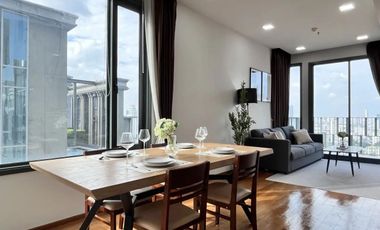 Condo en alquiler de 2 habitaciones en Khlong Toei, Bangkok