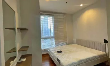 À louer studio condo à Sathon, Bangkok