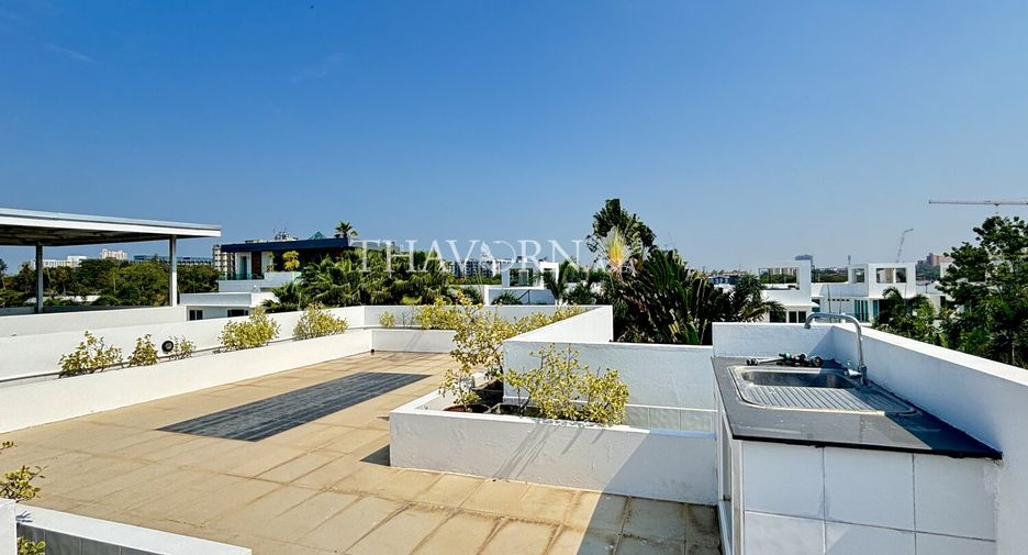 Haus zum Kauf mit 4 Zimmer in Bang Lamung, Chonburi
