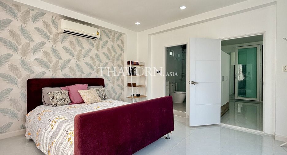 Haus zum Kauf mit 4 Zimmer in Bang Lamung, Chonburi