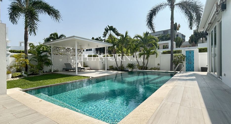 Haus zum Kauf mit 4 Zimmer in Bang Lamung, Chonburi