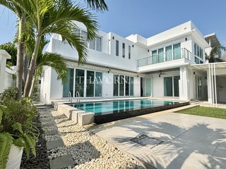 Haus zum Kauf mit 4 Zimmer in Bang Lamung, Chonburi