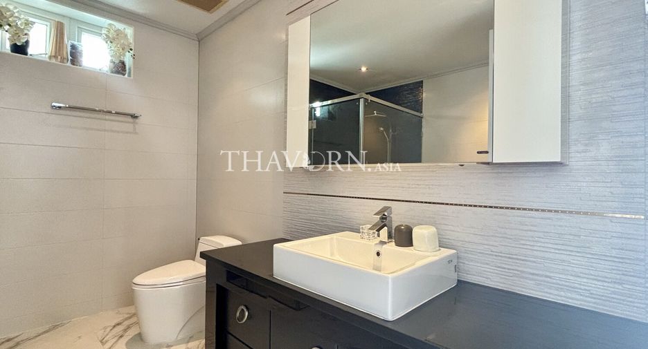 Haus zum Kauf mit 4 Zimmer in Bang Lamung, Chonburi