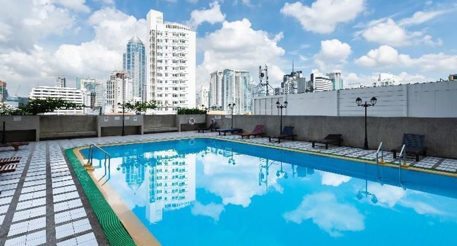 For sale and for rent 3 bedrooms condo in Khlong Toei, Bangkok
