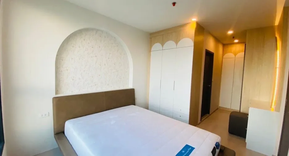 For rent 2 bedrooms condo in Bang Na, Bangkok