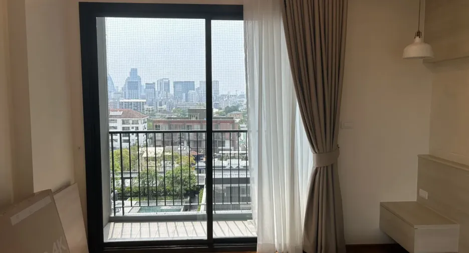 For rent 2 bedrooms condo in Phaya Thai, Bangkok