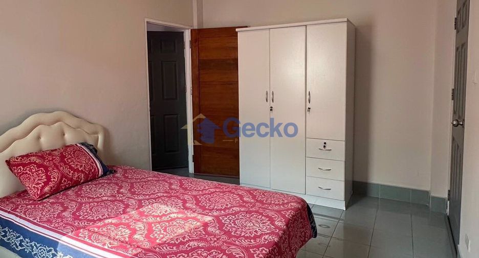 For rent and for sale 3 bedrooms house in Bang Lamung, Chonburi