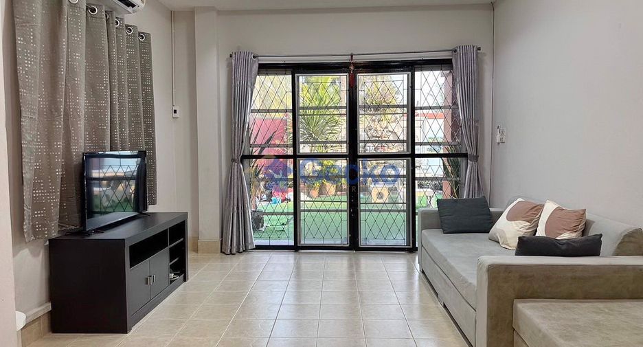 For rent and for sale 3 bedrooms house in Bang Lamung, Chonburi
