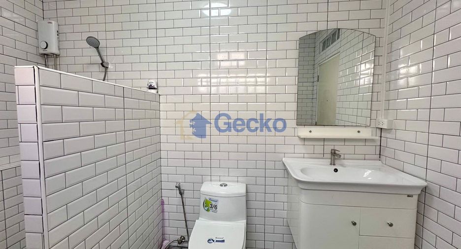 For rent and for sale 3 bedrooms house in Bang Lamung, Chonburi
