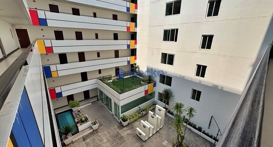 For sale 1 bed condo in Bang Lamung, Chonburi