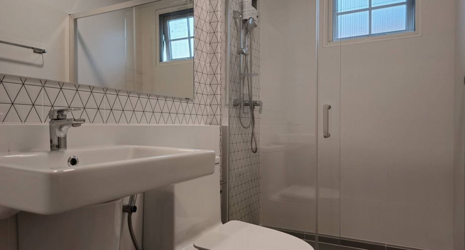 For rent 3 ベッドルーム house in Bang Phli, Samut Prakan
