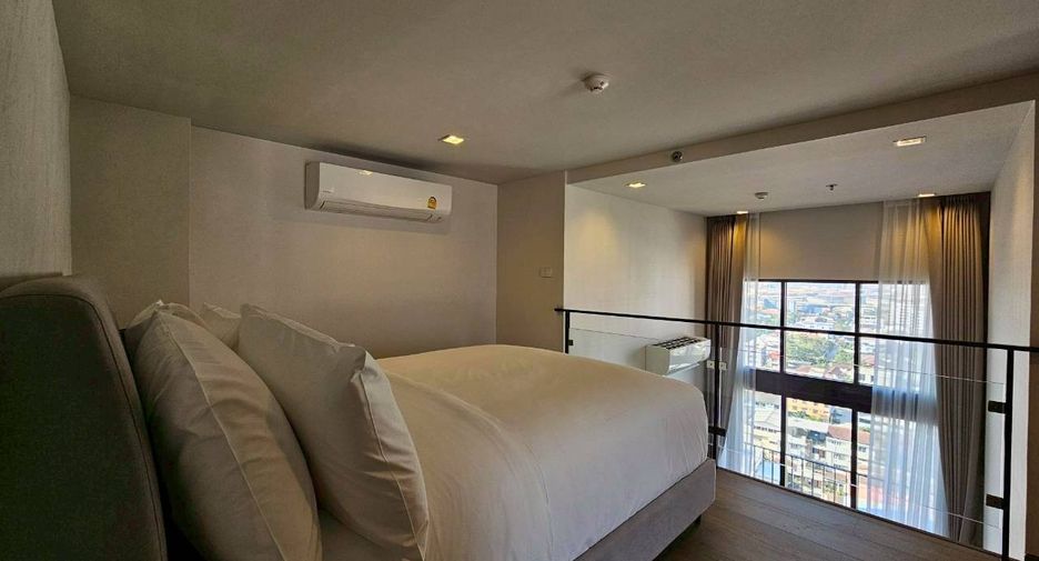 For rent 2 bedrooms condo in Phra Khanong, Bangkok