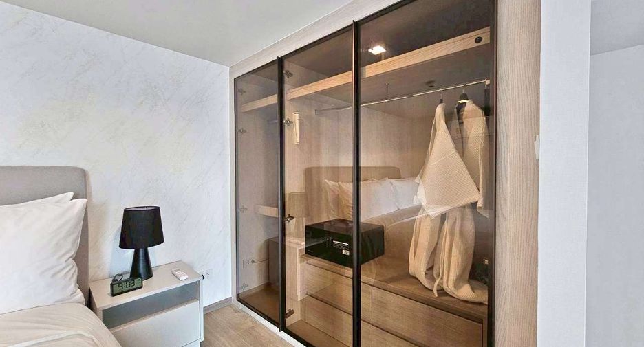 For rent 1 bed condo in Phra Khanong, Bangkok