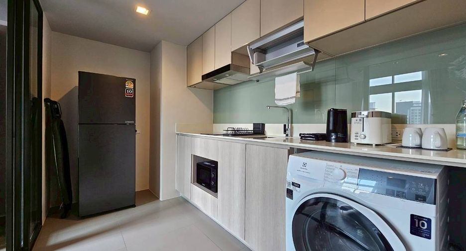 Condo en alquiler de 1 habitaciones en Phra Khanong, Bangkok