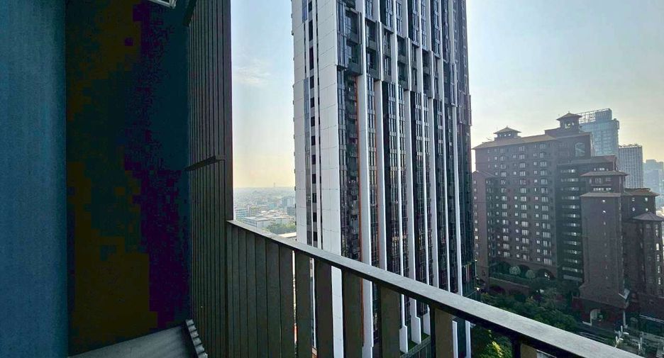 For rent 1 bed condo in Phra Khanong, Bangkok