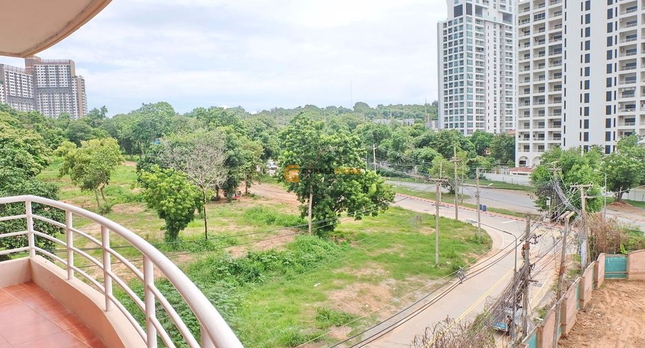 For sale 1 bed condo in Bang Lamung, Chonburi