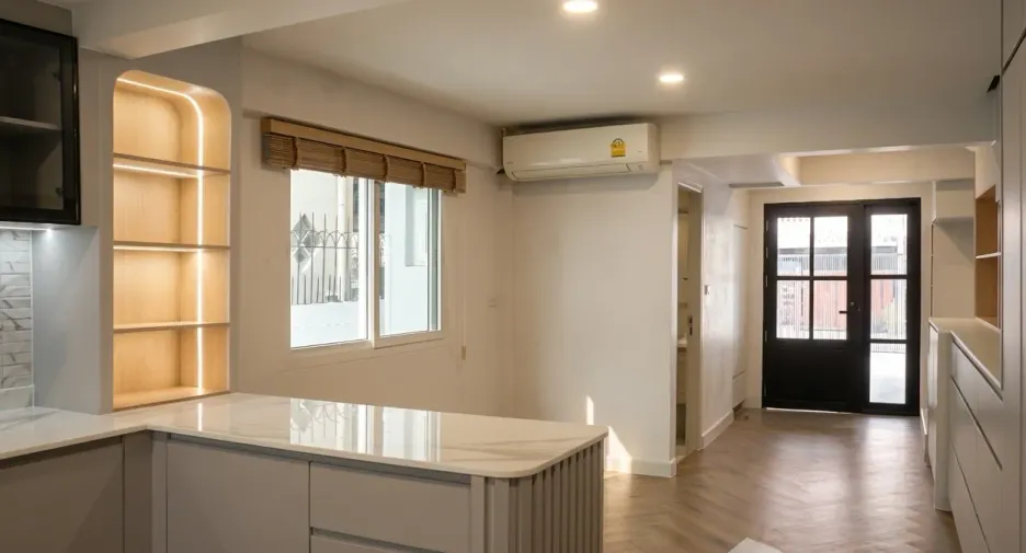 Haus zum Kauf und zur Miete mit 3 Zimmer in Pak Kret, Nonthaburi