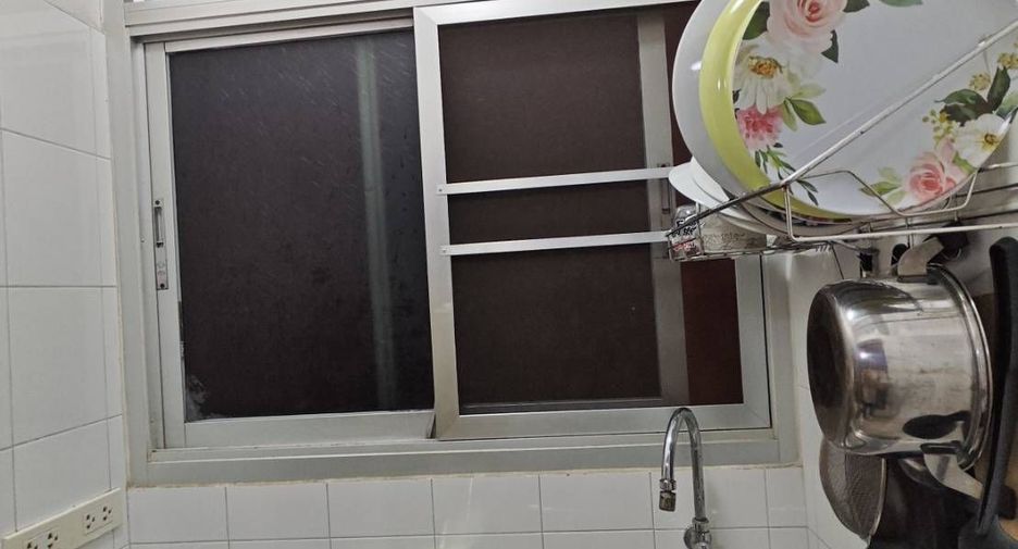 For rent studio apartment in Khlong Toei, Bangkok