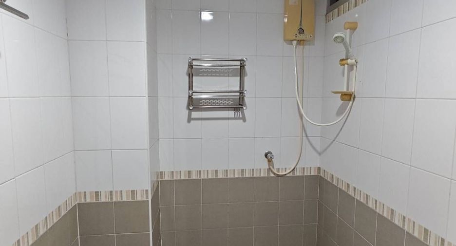 For rent studio apartment in Khlong Toei, Bangkok