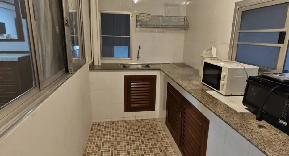 For rent studio apartment in Khlong Toei, Bangkok