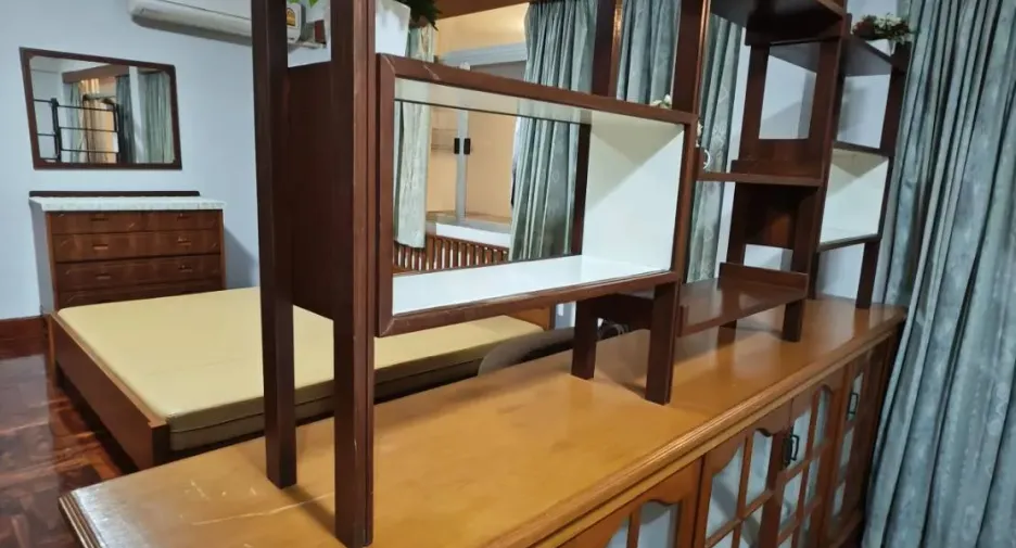 For rent studio apartment in Khlong Toei, Bangkok