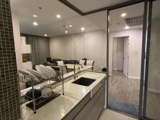 出租 2 卧室 公寓 在 Khlong San, 曼谷