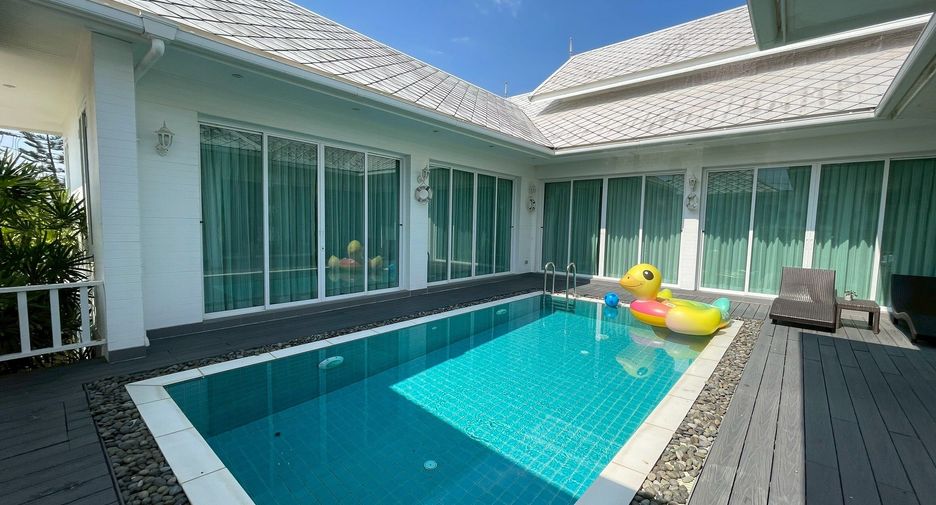 For rent 4 bedrooms villa in Hua Hin, Prachuap Khiri Khan