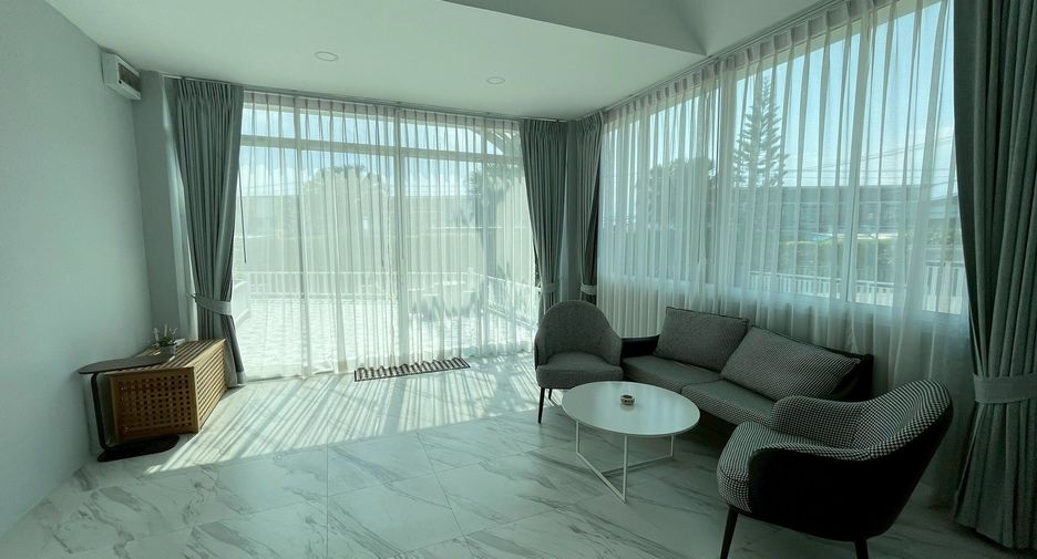 For rent 4 bedrooms villa in Hua Hin, Prachuap Khiri Khan