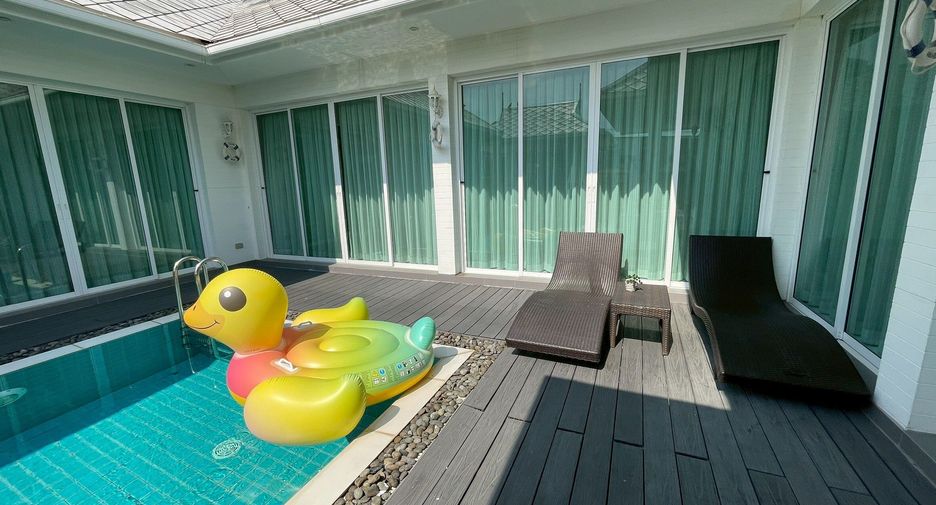For rent 4 bedrooms villa in Hua Hin, Prachuap Khiri Khan