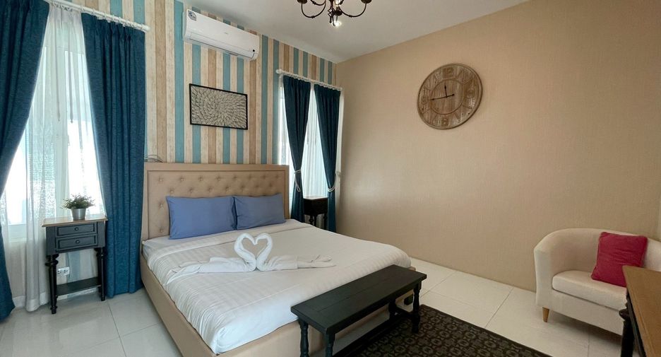 For rent 4 bedrooms villa in Hua Hin, Prachuap Khiri Khan