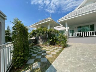 For rent 4 bedrooms villa in Hua Hin, Prachuap Khiri Khan