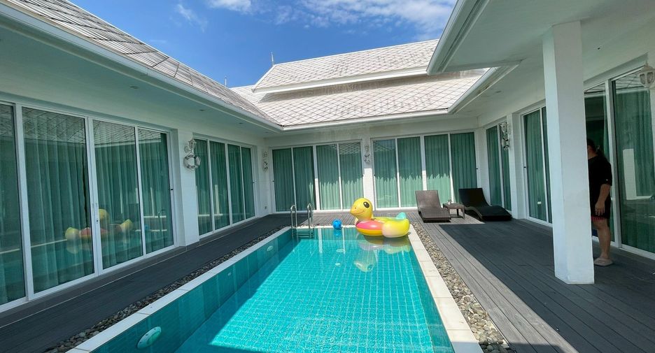 For rent 4 bedrooms villa in Hua Hin, Prachuap Khiri Khan