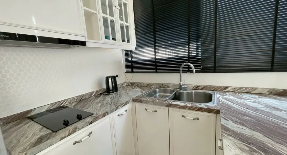 For rent 4 bedrooms villa in Hua Hin, Prachuap Khiri Khan