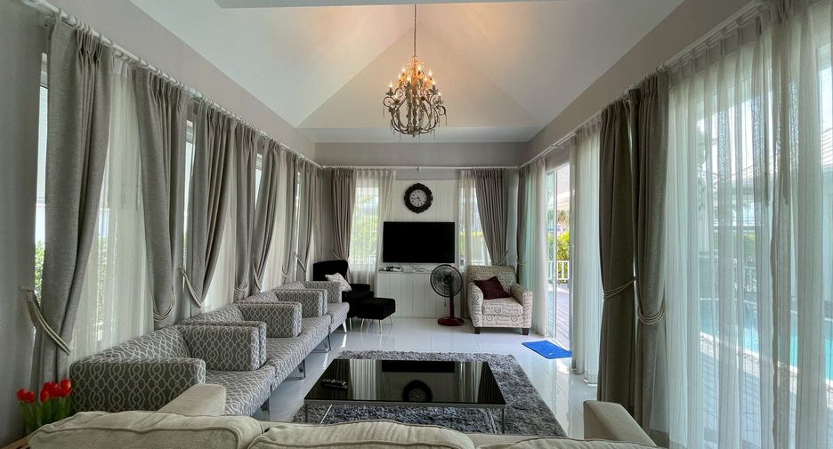For rent 4 bedrooms villa in Hua Hin, Prachuap Khiri Khan