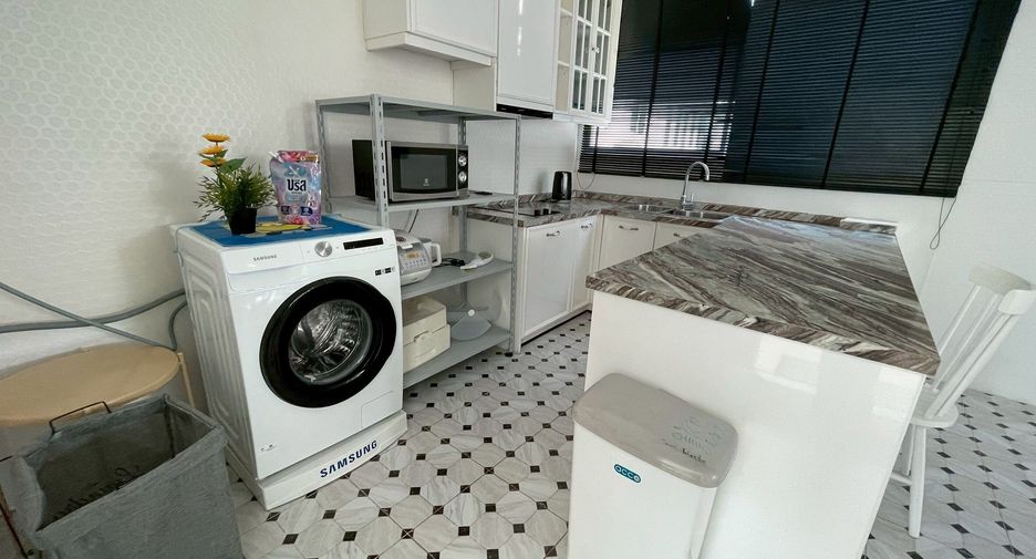 For rent 4 bedrooms villa in Hua Hin, Prachuap Khiri Khan