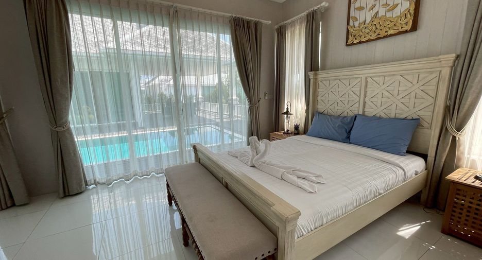 For rent 4 bedrooms villa in Hua Hin, Prachuap Khiri Khan