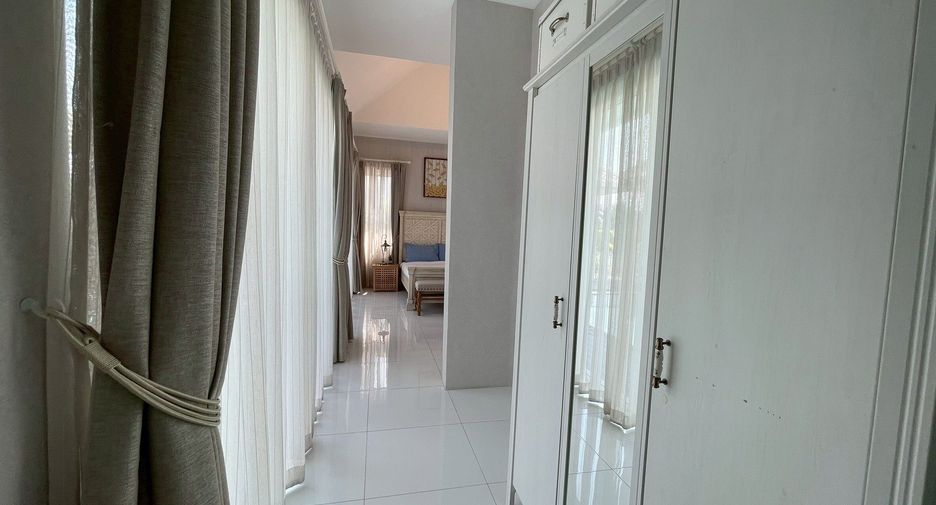 For rent 4 bedrooms villa in Hua Hin, Prachuap Khiri Khan
