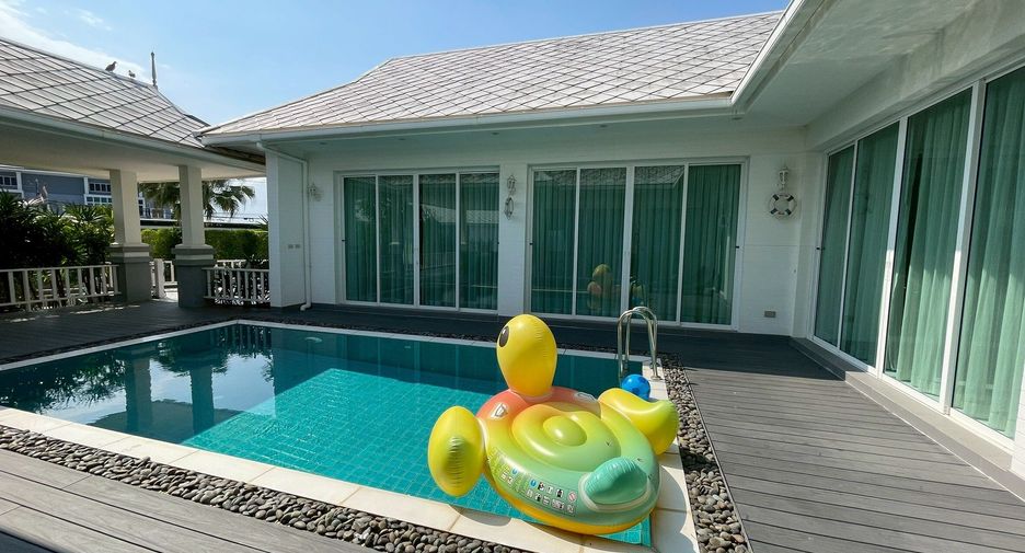For rent 4 bedrooms villa in Hua Hin, Prachuap Khiri Khan
