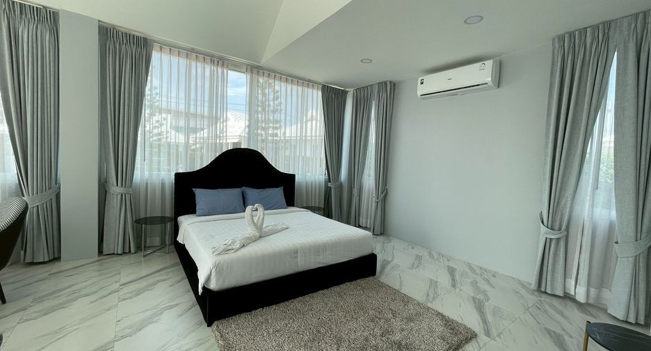 For rent 4 bedrooms villa in Hua Hin, Prachuap Khiri Khan