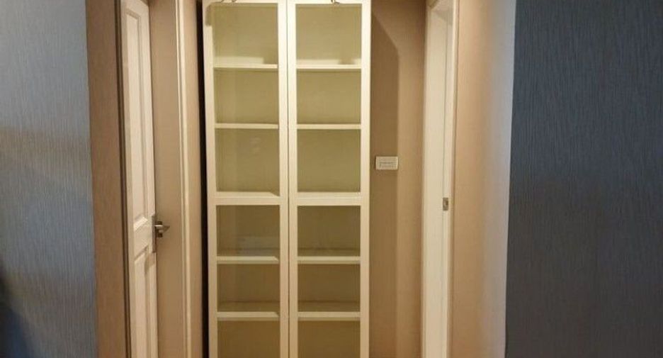 For rent 2 bedrooms condo in Phaya Thai, Bangkok
