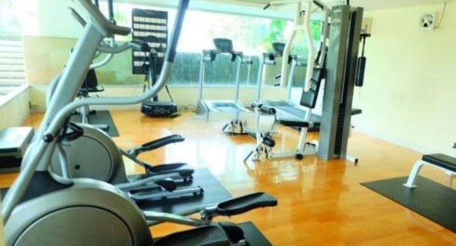 For rent 2 bedrooms condo in Phaya Thai, Bangkok