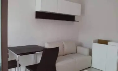 For rent 1 bed condo in Yan Nawa, Bangkok